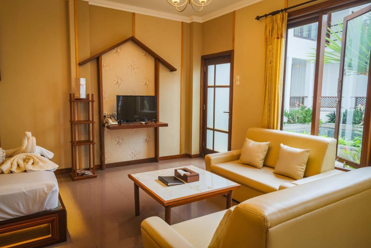 Family Hotel Gradia 2 Batu  Extérieur photo