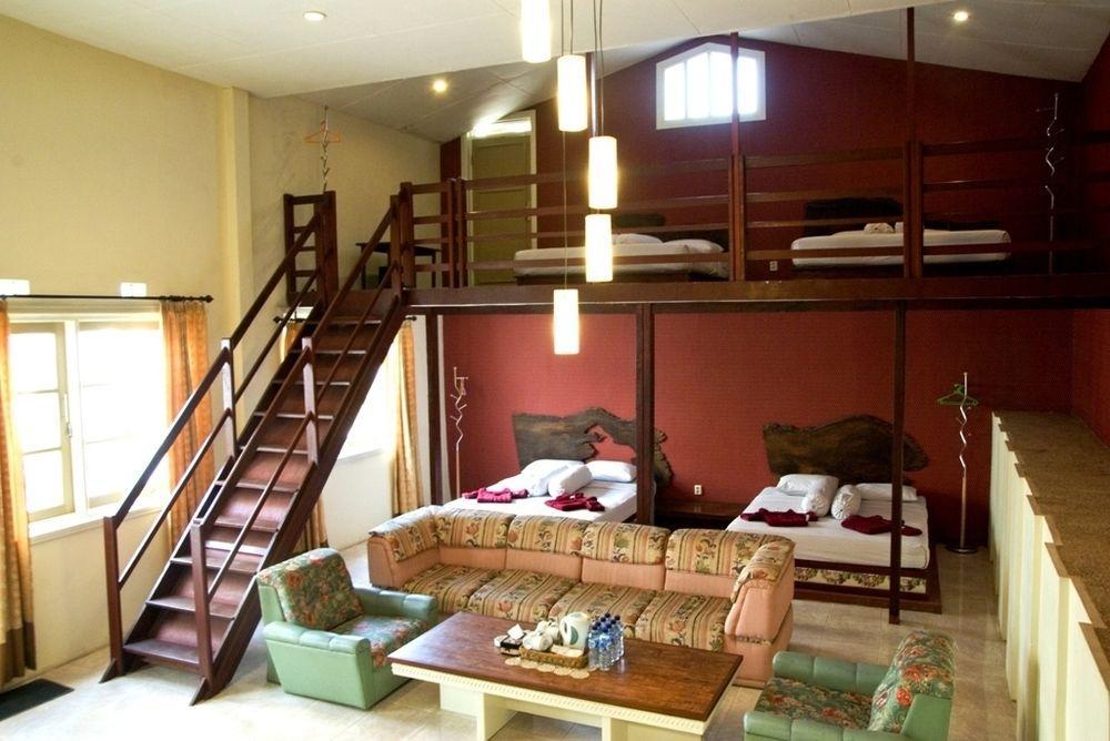 Family Hotel Gradia 2 Batu  Extérieur photo